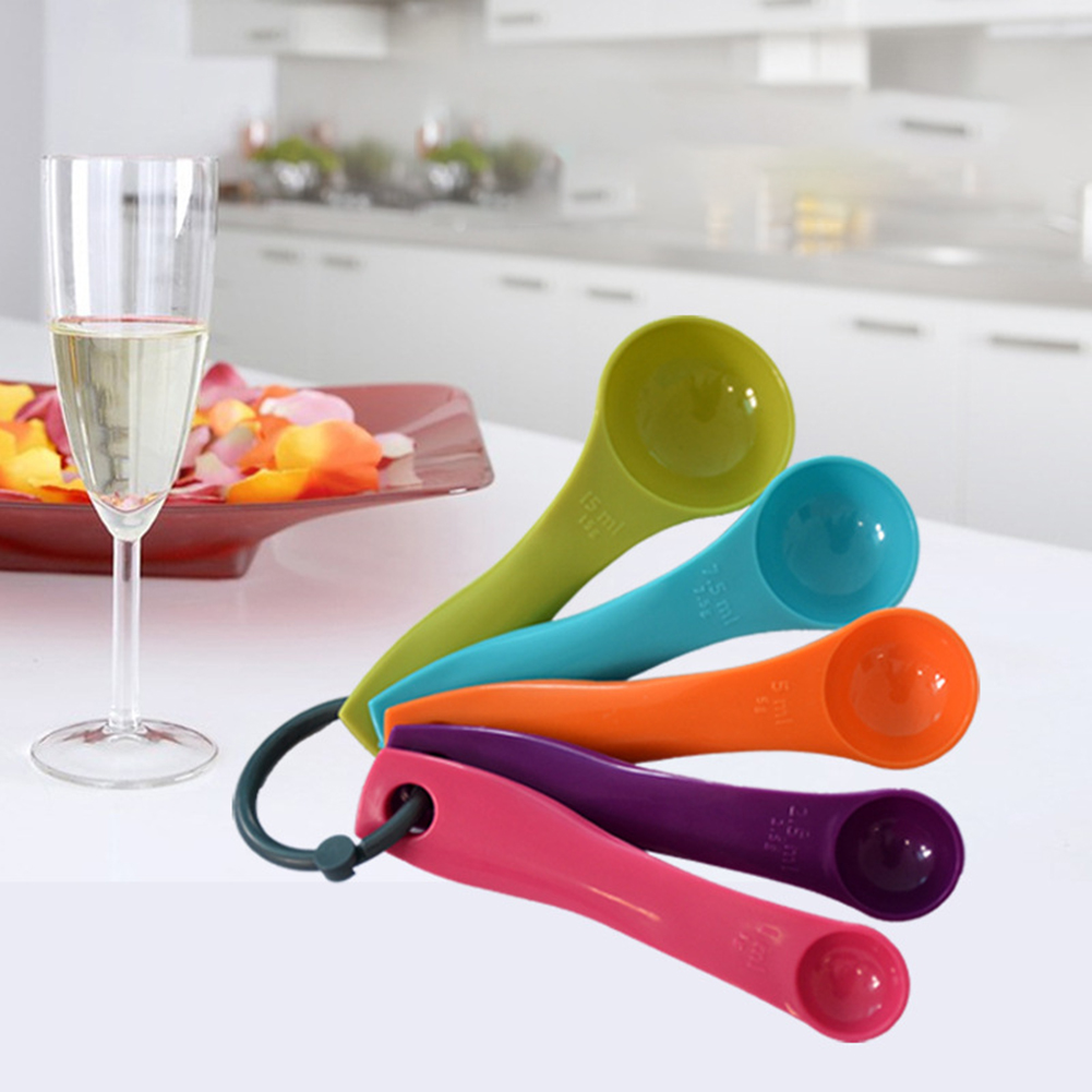 5 ピースカラフルな塩油スプーン素敵なキッチン Colorw - Kitchen Baking Utensils のレビューと価格
