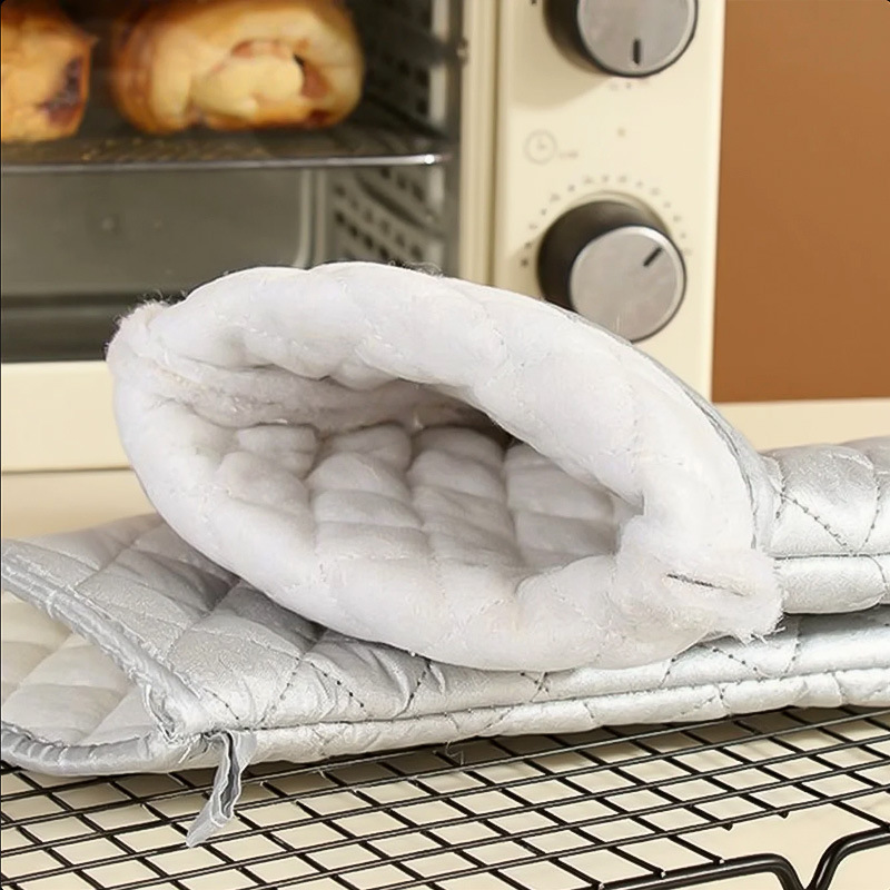 キッチン用断熱手袋、高温耐性と耐火性、電子レンジ専用、滑り止 - Kitchen Baking Gloves のレビューと価格